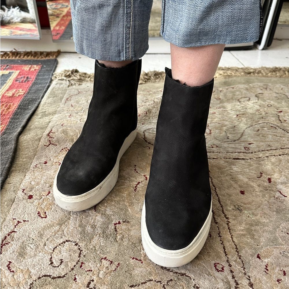 Vince black suede sneaker boots with sheep fur lining. Super cozy.